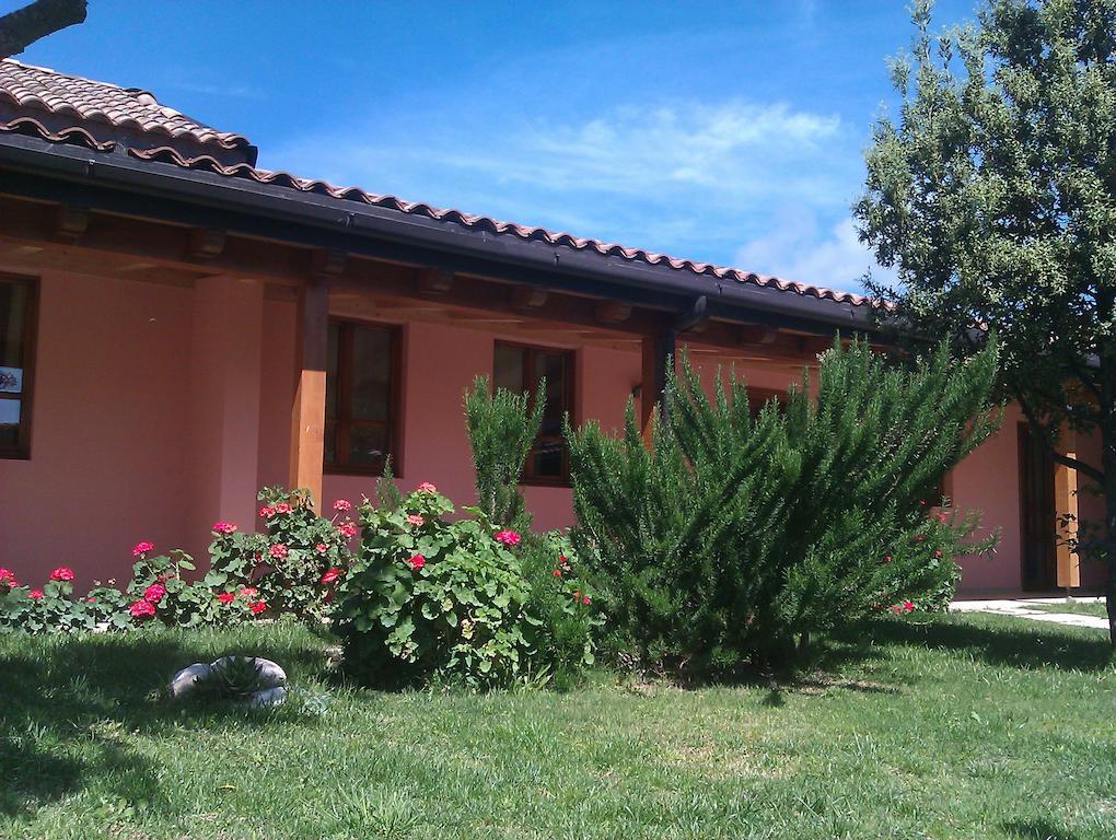 La Corte Dei Rei Aparthotel Castiadas Exterior foto