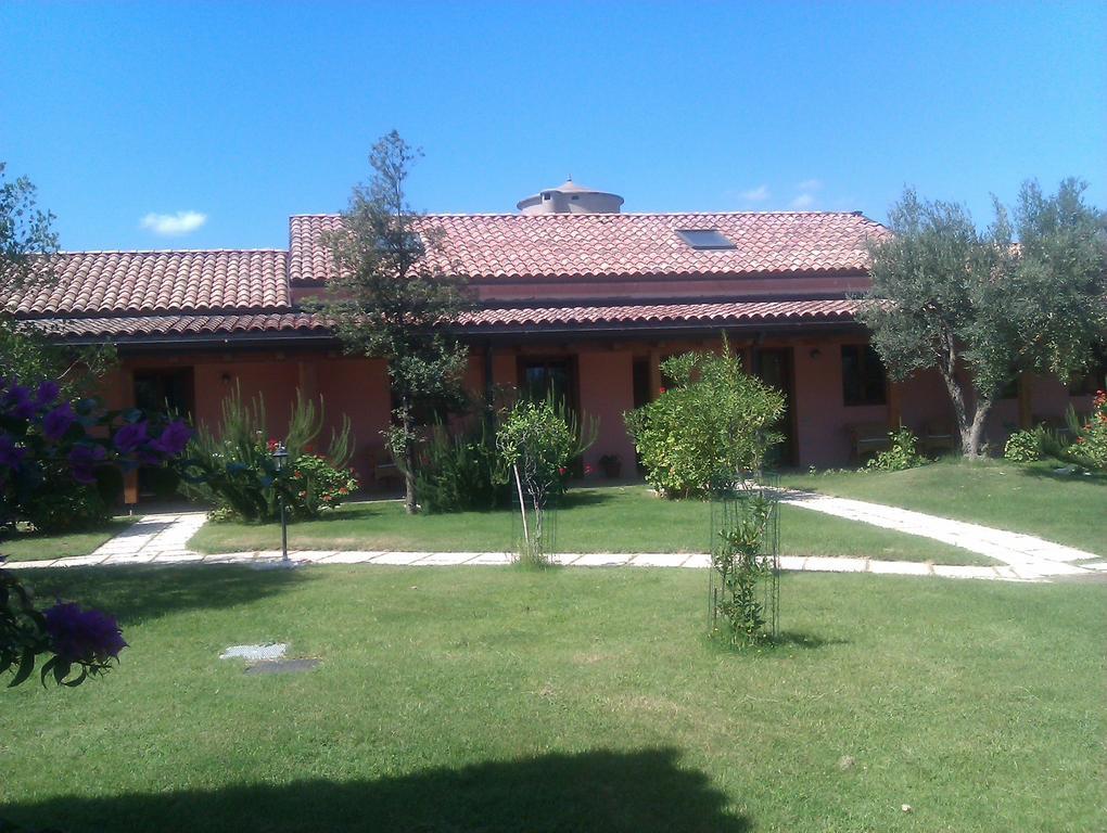 La Corte Dei Rei Aparthotel Castiadas Exterior foto